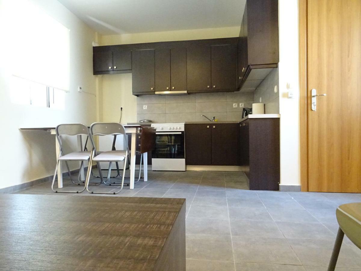 Down Town Comfort Apartment Атина Екстериор снимка