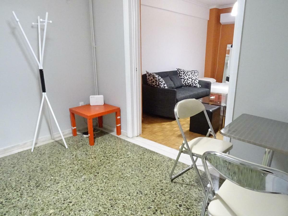 Down Town Comfort Apartment Атина Екстериор снимка